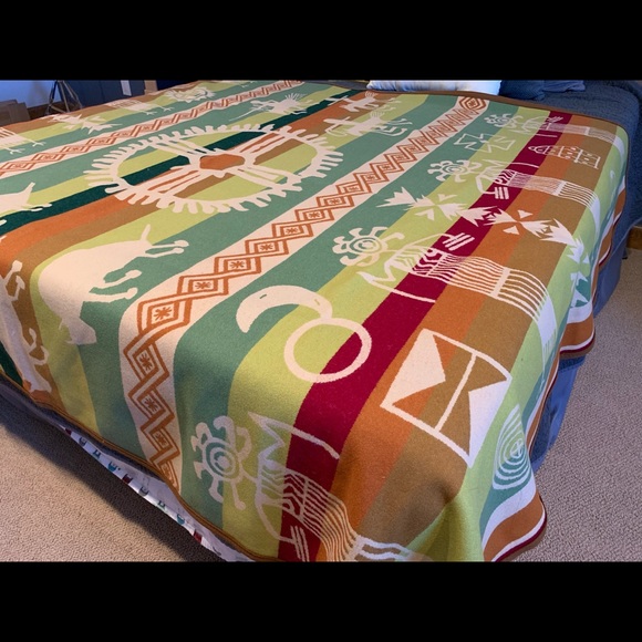 Pendleton Bedding Pendleton Twin Wool Reversible Blanket Poshmark